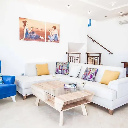 Azure Villa *