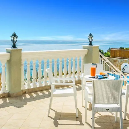 Azure Villa