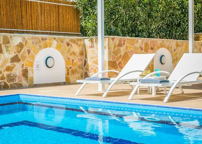 Villa Azure Spathíon