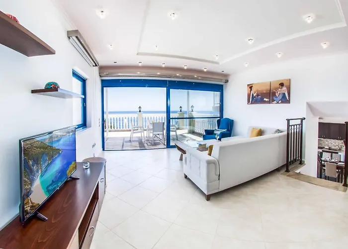 Azure Villa *
